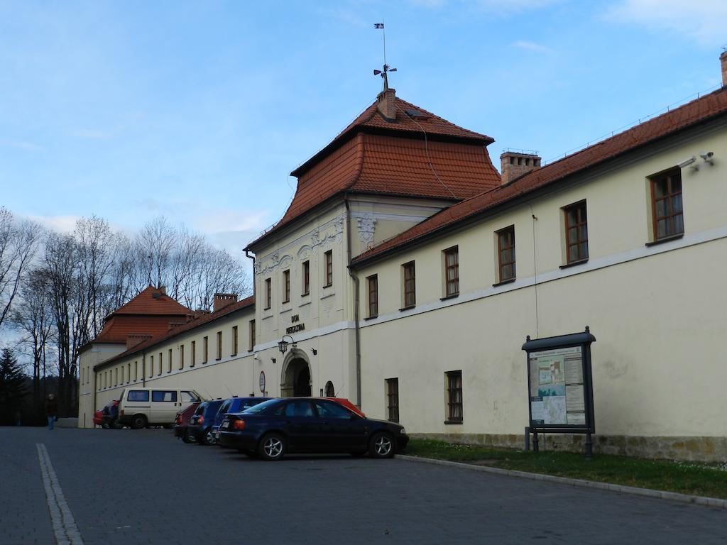 Dom Pielgrzyma Hotel Kalwaria Zebrzydowska Exterior photo